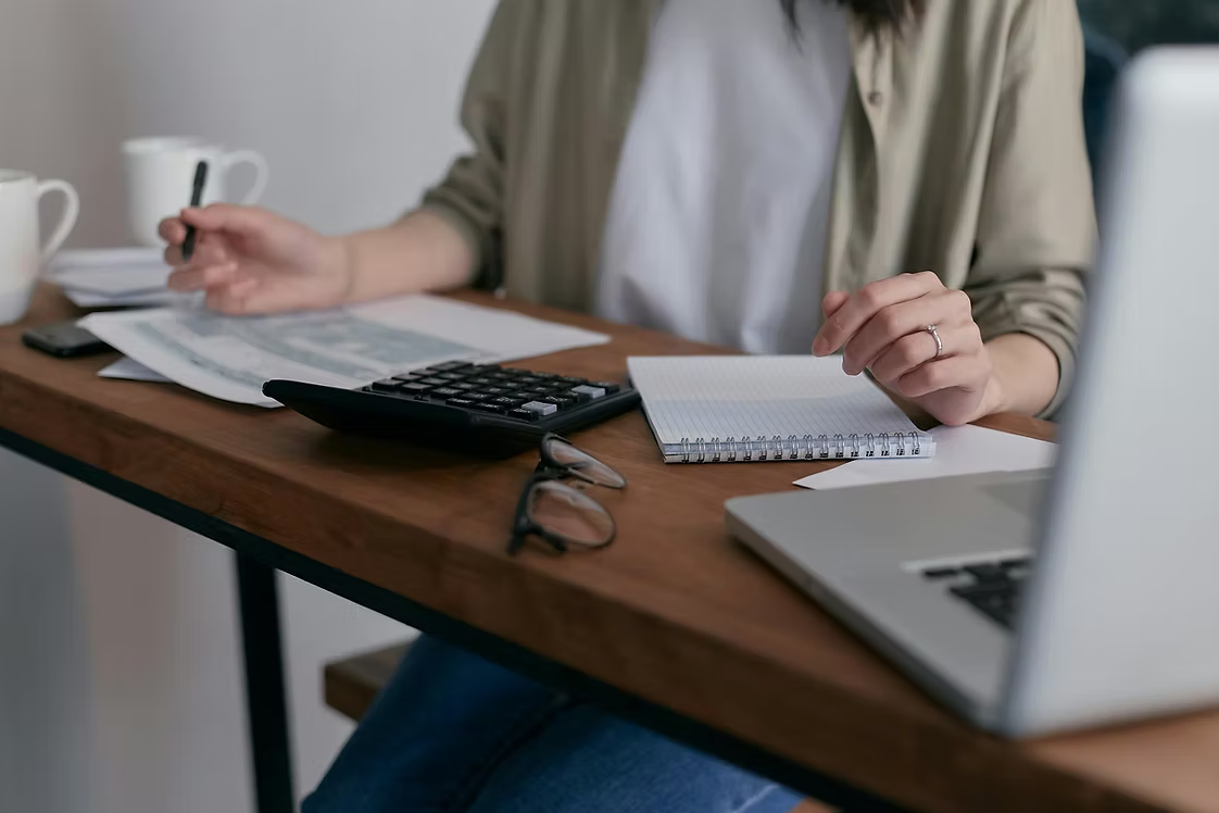 Systems overhaul service helping small business owners streamline and optimize operations.